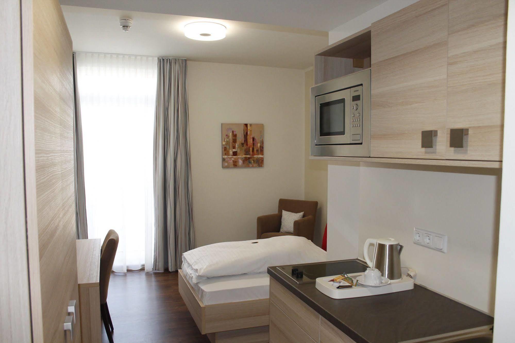 Prime 20 Serviced Apartments Frankfurt pe Main Exterior foto